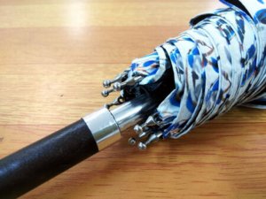 傘修理が地域最安値！その他、アクセサリー・ジュエリー修理、指輪サイズ直しやネックレス修理も最安値挑戦！